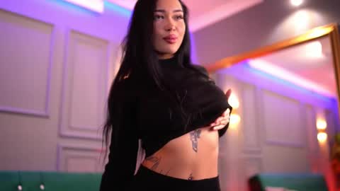 Dennise online show from February 16, 6:54 pm