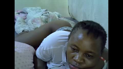 sassy_bella online show from March 31, 5:51 am