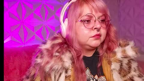 Gina George online show from January 11, 2:38 am