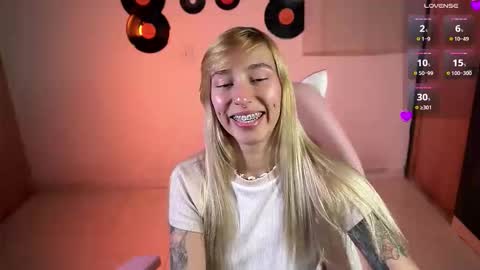 I AM JENN  online show from March 20, 3:33 am