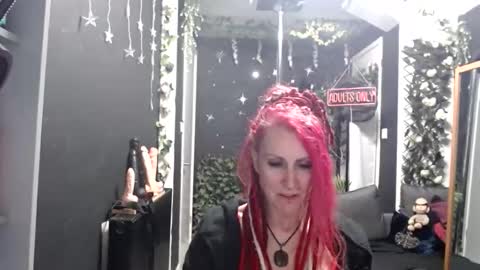 SaucySky online show from March 22, 9:21 pm