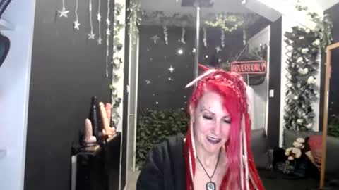 SaucySky online show from March 30, 9:36 pm