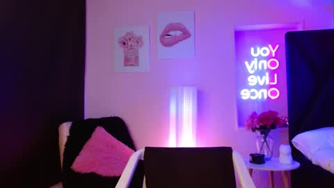 lilith online show from February 24, 10:03 am