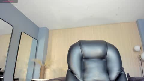 S a v a n n a h  online show from January 17, 12:34 pm