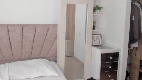 Savannahwildee online show from February 10, 2:09 pm