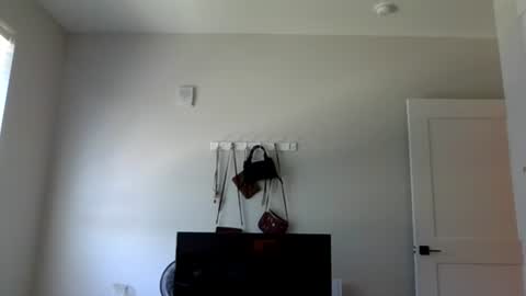 savsavage2 online show from June 13, 1:30 pm