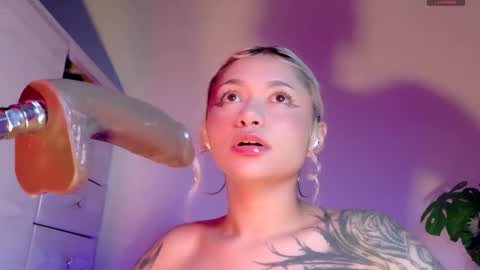 scarlet_gold online show from March 15, 2:02 am