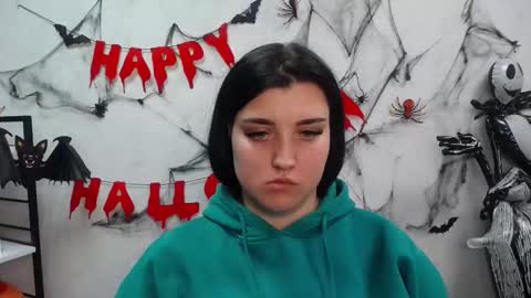 ScarletCargo online show from November 5, 11:04 am