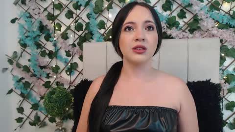 scarlet  online show from February 11, 11:23 am