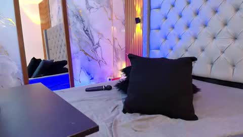 Mariana online show from February 11, 4:58 am