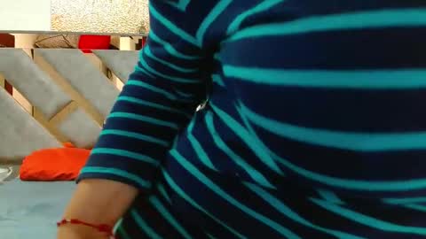 hellen  online show from February 25, 5:55 pm