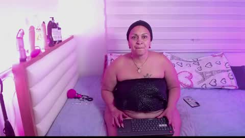 scarlettbooty online show from April 14, 11:10 am