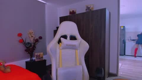 Scarlett online show from April 13, 9:04 pm