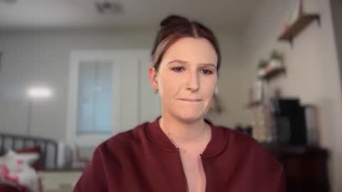 Scarlet VXN online show from January 8, 8:35 pm