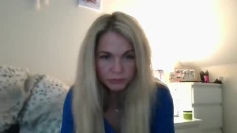 Scottishlass1985 online show from March 9, 11:35 am