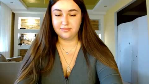 Snapshot of sea_cocktail chatting on October 2, 7:02 am Elizabeth  online show from October 2, 7:02 am