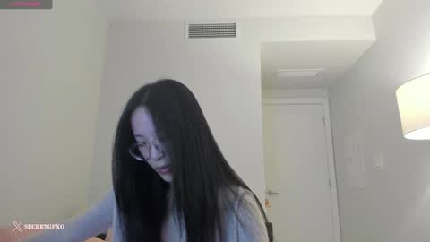 Snapshot of secretgirlfriendxo chatting on February 4, 5:53 am Angela online show from February 4, 5:53 am