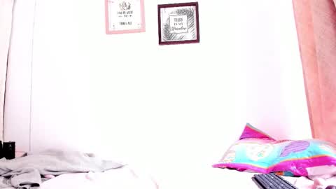 Karen online show from November 12, 4:49 pm