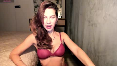 Selena online show from December 2, 1:29 am