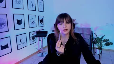 Selena ntmy online show from March 9, 1:37 pm