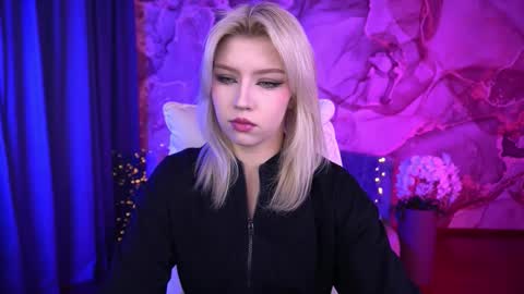 Snapshot of selenairis chatting on October 2, 6:51 am selenairis online show from October 2, 6:51 am