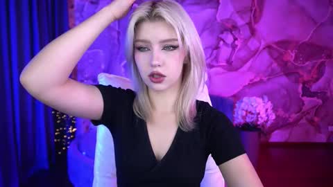 Snapshot of selenairis chatting on September 24, 7:29 am selenairis online show from September 24, 7:29 am