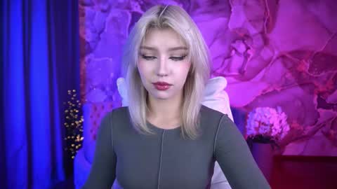 Snapshot of selenairis chatting on September 26, 8:23 am selenairis online show from September 26, 8:23 am