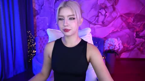 Snapshot of selenairis chatting on September 23, 6:33 am selenairis online show from September 23, 6:33 am