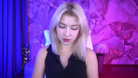 Snapshot of selenairis chatting on October 21, 8:13 pm selenairis online show from October 21, 8:13 pm