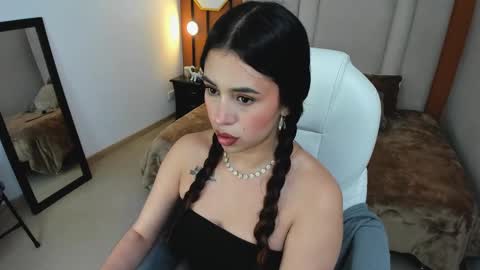 Snapshot of selene_e chatting on September 22, 8:07 pm Karol. online show from September 22, 8:07 pm