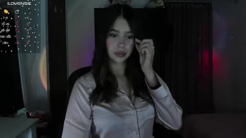 Snapshot of selene_e chatting on March 1, 11:58 pm Karol. online show from March 1, 11:58 pm