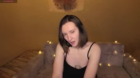 selestiasonata online show from March 1, 3:28 am