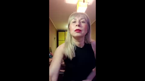 SelinaLovqx online show from February 25, 1:20 pm