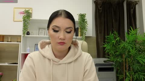 Seline online show from February 4, 5:12 pm