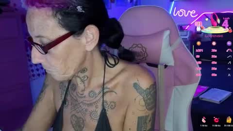 Selvaggia Del Caribe online show from April 9, 6:13 pm