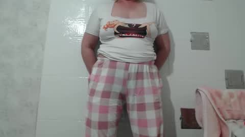 Lenna online show from April 23, 5:59 am