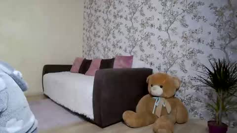 serayarose_ online show from December 19, 12:19 pm