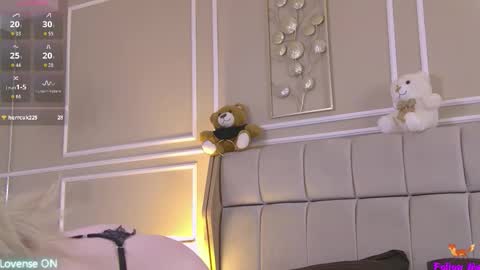 Serena online show from February 11, 11:55 am