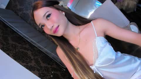 Snapshot of serena_harper chatting on September 18, 6:39 pm RED HARPER online show from September 18, 6:39 pm