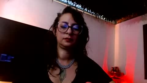 Serena Xyz online show from July 9, 8:00 pm