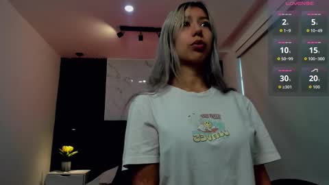 Serene online show from November 7, 11:49 am