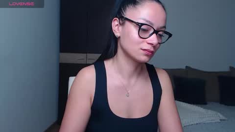 SereneSophi online show from March 14, 4:24 am