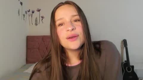 serenity_crystal online show from February 12, 1:18 am