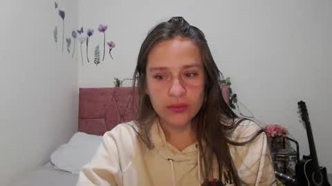 serenity_crystal online show from February 3, 11:58 pm