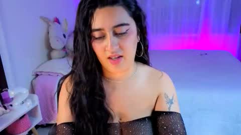 Serenna Cruz online show from February 13, 12:34 am