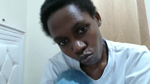 Sessy online show from October 6, 3:12 am