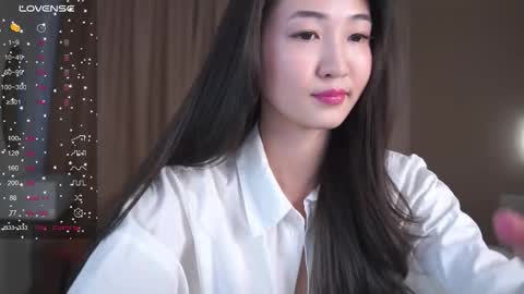 Sana online show from March 8, 2:32 pm