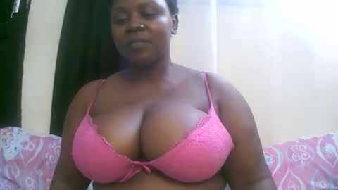 sexxi_ebony online show from April 3, 1:53 pm
