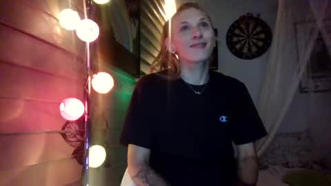 Leeah CloudZzz online show from September 29, 5:51 pm