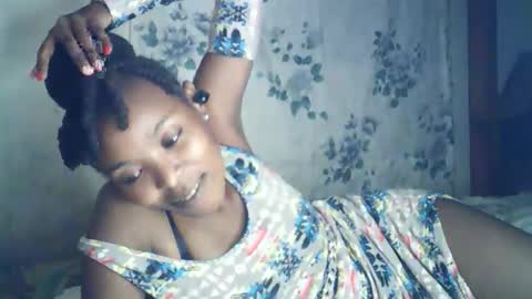 sexxy_curvy23 online show from February 24, 8:07 pm